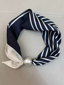 1pc Bandana Magnetic Clasp Scarf, Fashionable Pearl Necklace Feeling Stylish Neckerchief For Women