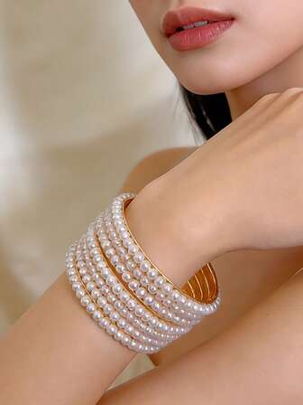 6件套精美仿珍珠手链，波西米亚风格手镯，适合女性日常佩戴、婚礼、派对等场合的珠宝配饰