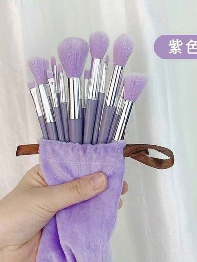 Kit 13 Pincéis de Maquiagem Profissionais Kabuki com Bolsa de Veludo – Cerdas Macias, Alta Cobertura Para Base, Contorno e Pó / Várias Cores, Make Completa em Promoção