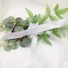 12pcs Artificial White Rose, High-Quality Lifelike Fake Rose Bouquet, Suitable For Outdoor Wedding Decor, Chair Back Floral Arrangement, Rustic Forest Style Wedding Decoration, Professional Wedding Photography Props, DIY Craft, Bridal Shower Venue Decor, Centerpiece, Aisle Decoration, Home Interior Decor