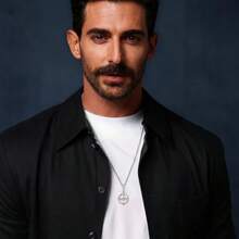 Collar espada gótica hombre plata diseño toro esqueleto serpiente colgante espada vikinga cruz amuleto - Collar con corona en D - Ver 1