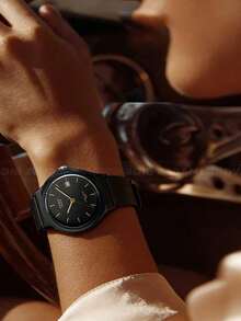 Casio 卡西欧女士石英表，黑色表盘，硅胶表带，防水，带日期显示，50米防水，实用百搭，适合日常/工作/休闲出行，是送给她的完美生日/周年纪念/节日礼物 MW-59-1E - 黑色 - 查看 3