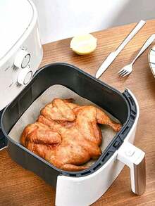 50 miếng giấy lót nồi chiên không dầu hình vuông dùng một lần, giấy nướng có lỗ thoáng khí, thích hợp cho nồi chiên không dầu và nồi hấp tre, phụ kiện nhà bếp. - Nhiều màu - Xem 5