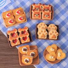 Realistic Mini Caramel Toast And Heart-Shaped Teddy Bear Resin Decor, Miniature Scene Ornaments, Suitable For Desk Display, Crafts Making And Home Decoration