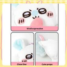 Miniso 千川系列 Momonga 爱心毛绒钥匙扣 - 蓬松短绒面料，腮红刺绣和大粉色爱心细节，可用于包包/钥匙装饰（1 个） - 彩色 - 查看 5