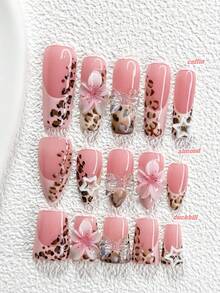 10片粉色豹纹美甲贴纸，棺材形、杏仁形、鸭子形美甲贴纸，法式美甲贴纸，饰以浅粉色花朵、彩虹蝴蝶结和白色星星，包含工具包（1张果冻贴纸+1个指甲锉），适合女性在派对、节日、秋冬季、外出、约会和其他场合佩戴。手工制作的按压式美甲贴纸。 - 彩色 - 查看 1
