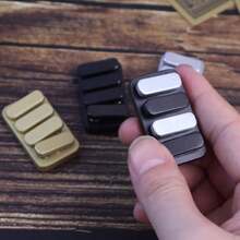 铝合金钢琴键式触感小摆件 | 清脆的点击反馈，小巧便携的桌面金属小工具，是馈赠家人、朋友或同事的理想之选 | 多种颜色可选，Eyekan品牌，适合各种场合 - 彩色 - 查看 7