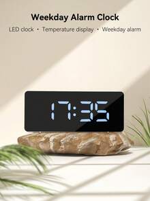 Silent Smart Mirror Alarm Clock With LED Backlit Digital Display, Desk/Bedside Decor, Temperature & Humidity Dual Display, Soft Lighting, Suitable For Office/Study, Applicable To 100 Scenarios, Batteries Not Included - Multicolor - View 3