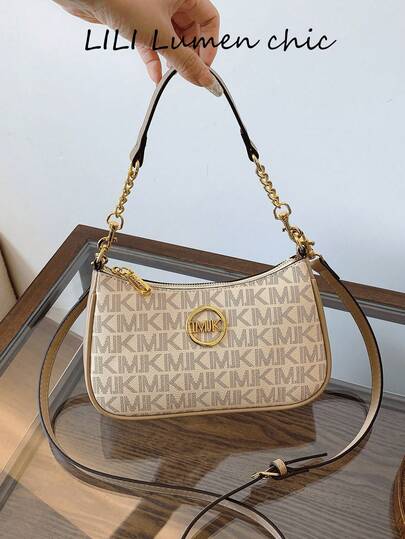 New Fashion Classic Versatile PU Waterproof Material M-Letter Pattern Shoulder Bag, Printed Design With Metal Chain Decoration French Baguette Bag, Women's Shoulder Bag, Suitable For Shopping, Commuting, And Traveling.