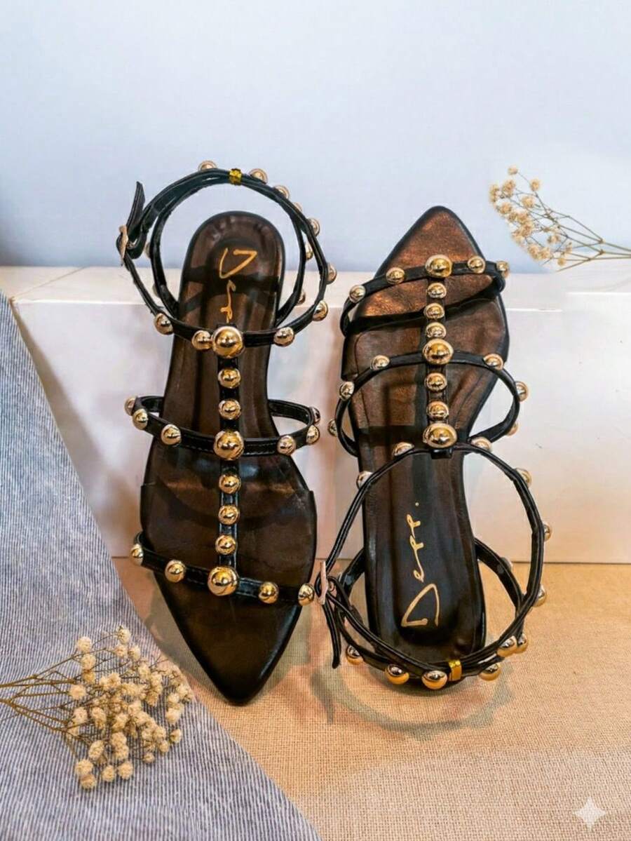Women's Flat Sandal With Leaf-Shaped Toe And Gold Bead Details - Negro - Ver 1