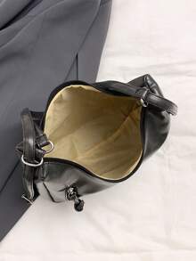 新款时尚大容量手提包，韩版休闲通勤单肩包 - 黑色 - 查看 4