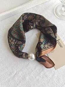 1pc Bandana Magnetic Clasp Scarf, Fashionable Pearl Necklace Feeling Stylish Neckerchief For Women