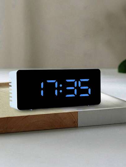 Silent Smart Mirror Alarm Clock With LED Backlit Digital Display, Desk/Bedside Decor, Temperature & Humidity Dual Display, Soft Lighting, Suitable For Office/Study, Applicable To 100 Scenarios, Batteries Not Included