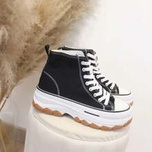 angelica Zapatillas Urban Chunky High-Top – Estilo y Comodidad que Imponen, ideales para outfts urbanos, salidas con amigos y viajes. - Negro - Ver 1