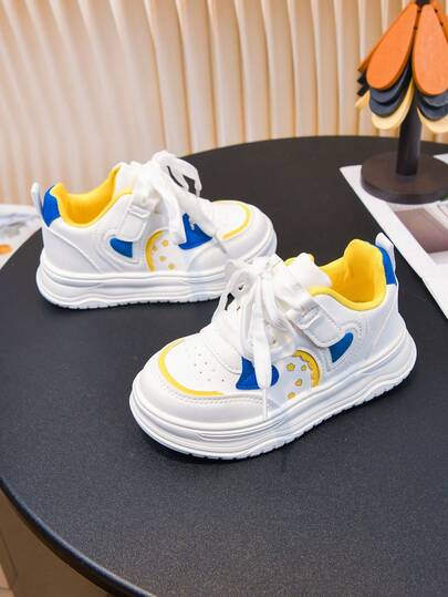 Zapatos deportivos para exteriores de niñas, zapatos para correr, zapatos casuales, zapatillas de moda, parte superior de cuero, zapatos de malla, cómodos y suaves