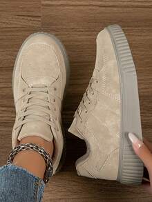 Women's Casual Low-Top Sneakers, Comfortable, Fashionable, Breathable, Soft Sole, Lightweight, Daily Wear, Skateboard Shoes - Khaki - View 2