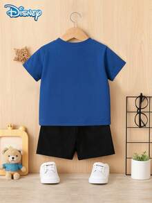Disney Bộ áo thun ngắn tay và quần short in hình dễ thương cho bé trai sơ sinh mùa hè, họa tiết hoạt hình vui nhộn, chất liệu co giãn, phù hợp cho bé sơ sinh mặc hàng ngày, món quà tuyệt vời. - Màu xanh lam - Xem 2