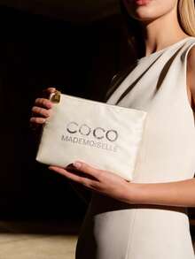 CHANEL Compact & Elegant Cosmetic Bag, Large Capacity, Portable, Makeup Organizer, Travel Pouch, Handbag, Minimalist Style, Makeup Case, Spacious, Travel Toiletry Bag, Fashion Clutch, Storage Bag