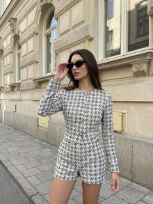 女士奢华千鸟格羊毛混纺两件套，优雅珍珠纽扣长袖外套和短裤，时尚帕丁顿熊风格套装，适合庆祝派对、夜店、街头穿着，春夏皆宜。 - 黑與白 - 查看 3