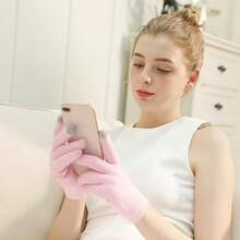 保湿触屏手套、足部护理袜、秋冬季日常护肤配件、可重复使用，是节日和新年送给亲朋好友的理想礼物 - 彩色 - 查看 5