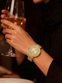 Guess 1件女士梦幻香槟色圆形表盘模拟腕表，精致链式设计，独特球形水晶连接，水晶表圈和表盘相得益彰，女士礼物，GW0550L2 - 金色 - 查看 3