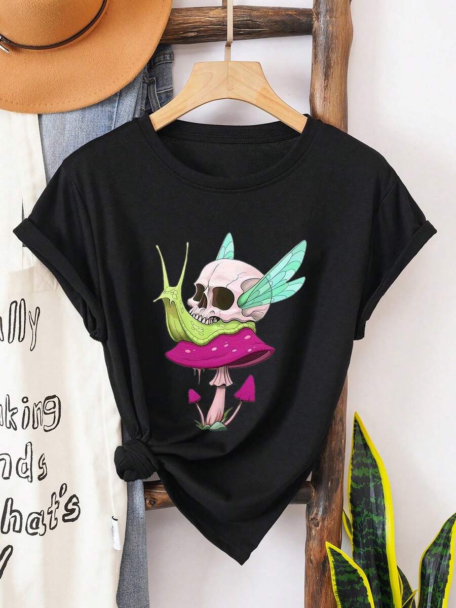 Women'S Whimsical White Snail & Mushroom Graphic T Shirt Soft Short Sleeve Crew Neck Top With Pastel Pink & Green Print, Casual Spring Summer Casual Attire, Sizes S 2XL, Cute Fantasy Design For - 黑色3 - 查看 1