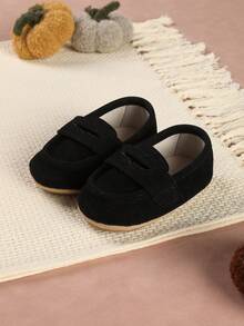 A Pair Of Cute And Versatile Infant Girl Shoes With Round Toe Flat Shoes Suitable For Spring And Autumn - Black - View 3