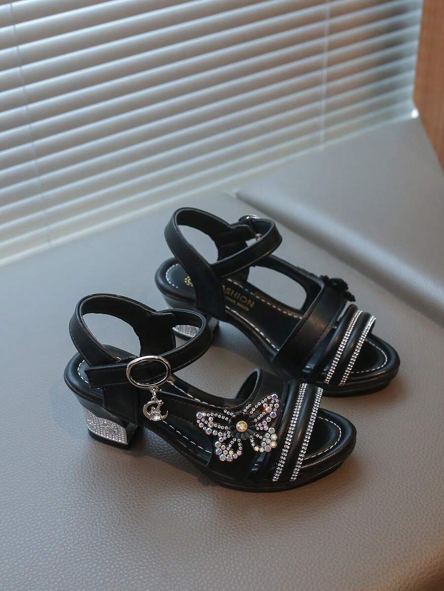 1 paire de sandales à talons hauts de princesse avec papillon strass, été pour filles. Convient pour les filles de 3 à 15 ans, à porter de manière décontractée, en soirée, en vacances et à des événements formels