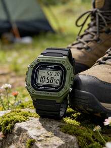Đồng hồ kỹ thuật số Casio Unisex - Dây đeo chống nước, lịch, chức năng báo thức và bấm giờ. Đồng hồ vuông kiểu dáng retro dành cho học sinh. Chất liệu cao su. Phong cách thể thao thời trang. Thích hợp để đeo hàng ngày. Quà tặng năm mới, Giáng sinh. - Xanh lá cây và đen - Xem 8