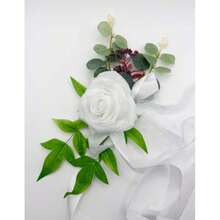 12pcs Artificial White Rose, High-Quality Lifelike Fake Rose Bouquet, Suitable For Outdoor Wedding Decor, Chair Back Floral Arrangement, Rustic Forest Style Wedding Decoration, Professional Wedding Photography Props, DIY Craft, Bridal Shower Venue Decor, Centerpiece, Aisle Decoration, Home Interior Decor