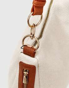 Women's Large Hobo Bag With Modern Finish And Ring Detail - 米色 - 查看 6