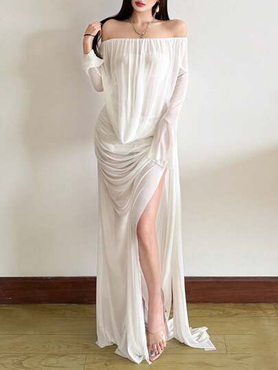 YeonC 纯感风格长袖无肩带连衣裙，透明纯色下摆和开衩缎带下摆针织面料宴会礼服