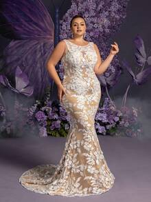 Faeriesty Elegancka, koronkowa sukienka syrenka w kolorze cielistym i białym, bez rękawów i okrągłym dekoltem, z koronką z trójwymiarowymi kwiatowymi motywami, głębokim dekoltem w serek i odkrytymi plecami, z frędzlami | Odpowiednia dla gości weselnych, eleganckich przyjęć, zaręczyn, walentynek - Biały - Zobacz 7