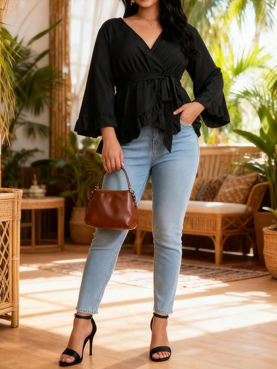 Blusa de manga larga con cuello en V con volantes para mujer talla grande