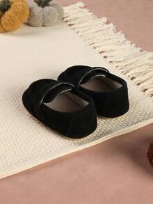 A Pair Of Cute And Versatile Infant Girl Shoes With Round Toe Flat Shoes Suitable For Spring And Autumn - Black - View 6