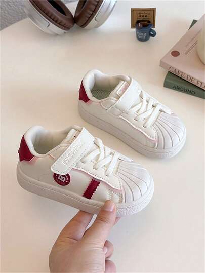 1 Pair White Sneakers With Red Children's Casual Sports Shoes, Leather Upper Breathable Kids Shoes, Comfortable And Fashionable Hook And Loop Closure, Suitable For All Seasons, Spring/Summer New Style Boys/Girls Toddler Shoes