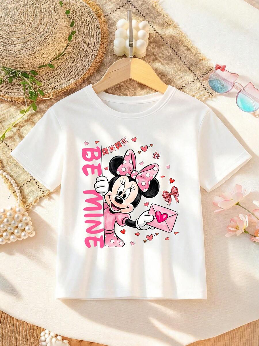 Disney-Themed Clothing Featuring Valentine's Day Elements: Disney Minnie Mouse Lettering Cartoon Print Girls' T-Shirt. This Soft, Breathable Short-Sleeve Crew Neck T-Shirt Is Perfect For Spring And Summer Wear, Ideal For Everyday Outfits, Vacation Leisure, Outdoor Activities, School Life, And Shopping Trips. It Also Makes An Excellent Gift For Boys And Girls Alike. Every Child Deserves One. - 白色 - 查看 1