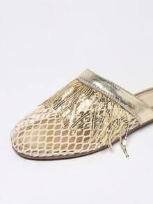 Sandal đế bằng kiểu Bohemian phối lưới vàng, tua rua, thoáng khí, mũi tròn, đa năng, thoải mái, thích hợp đi làm hàng ngày, đi biển, nghỉ dưỡng, mùa xuân hè cho nữ. - Vàng - Xem 6