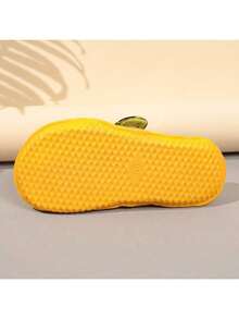 Sandal nữ đế dày, kiểu dáng tối giản, họa tiết graffiti Dopamine, có khóa dán. - Vàng - Xem 4