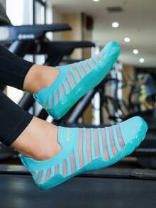 TOLLN 1 Pair Men's Soft Bottom Breathable Fitness Gym Treadmill Shoes - Green - View 6