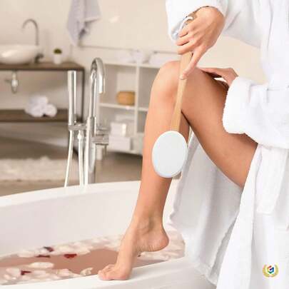 EVA Brush Head, Lotion Applicator, Ash Wood Non-Slip Handle Back Massager, Self-Help Brush, Moisturizing Cream And Body Lotion Applicator, Embossed Shower Head With Wooden Handle, Suitable For Home, Travel And Dorm. New Year Gift, Valentine's Day Gift.