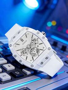 Guess Phoenix GW0203G6 多功能男士石英表，黄色硅胶表带，黑色圆筒形表盘，休闲腕表，适合日常街头运动装扮，时尚男士礼物，送给男友的理想之选 - 白色 - 查看 9