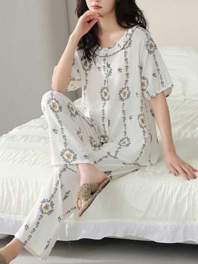 2pcs Women Pajama Set, Round Neck Cardigan Top With Floral & Cute Bear All-Over Print, Pants With Floral & Cute Bear All-Over Print, Comfortable & Fashionable English Style, Suitable For Spring, Autumn & Winter, Casual Homewear