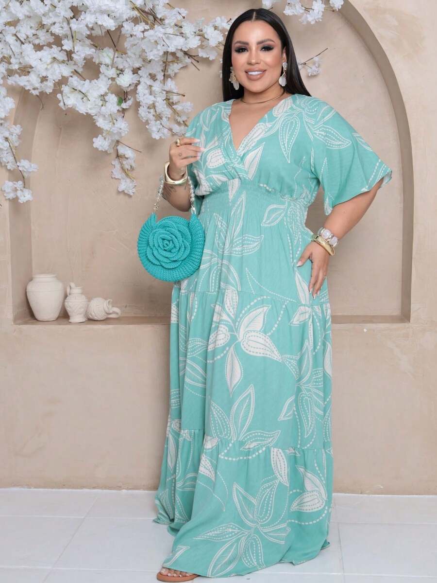 Vestido Longo Plus Size Decote V Manga Curta