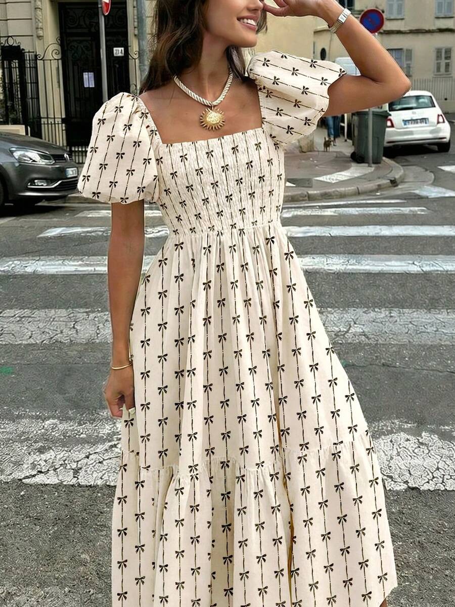 Robe mini moulante sexy sans bretelles en tricot crochet ajustée pour femme, style vintage français, automne 2026, couleur abricot texturée Top de gamme, broderie florale bohème, dos nu, robe tube Y2K, tenue street style, festival de musique, soirée, rentrée scolaire, anniversaire femme
