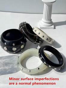 1pc Black & White Asymmetrical Exaggerated Resin Bracelet, Punk Style Silver Rivet Decor Women's Jewelry, Vintage Thick Chunky Accessory For Autumn/Winter