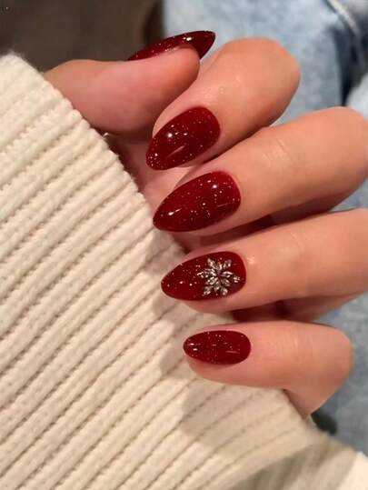 10 تصميم فني للأظافر بشكل اللوز مصنوع يدويًا، لامع وملفت للنظر، مع تصميم مدبب. مزين بحجارة الراين البيضاء على شكل ماركيز وزخارف ثلجية DIY. بسيط، أنيق، عصري وعالي الجودة. مناسب لأساليب النضج والشباب على حد سواء، مثالي لأي مناسبة، سهل الإزالة/ملصقات فن الأظافر للضغط على الأظافر