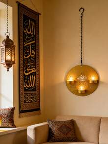 金色圆形烛台，墙面装饰，可悬挂于玄关、客厅、餐厅等家居环境，也是咖啡馆和书店营造氛围的必备物品。