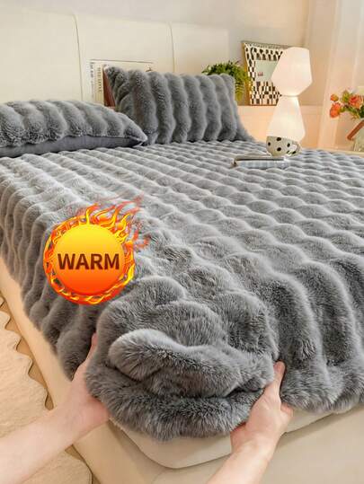 1 pièce Drap-housse en flanelle à bulles, linge de lit, textile d'ameublement confortable, housse de matelas douce, drap-housse de couleur unie, design à poche profonde, drap-housse uniquement (sans taie d'oreiller), lavable en machine, cadeau de literie, convient pour les lits simples, doubles, queen et king, convient pour l'automne/l'hiver, décoration de chambre, décoration d'hiver