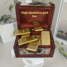 一件逼真的锌合金金条复制品,采用纯锌合金底座,饰以优雅的金色涂层,光泽亮丽,精致考究,重现了金条的奢华质感,展现高端美感,适合作为客厅、书房、办公桌的装饰品。 - 金色 - 查看 5